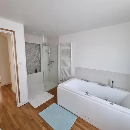 Maison Cosy Avec Balneo & Jardin Holiday home