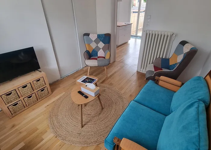 Maison Cosy Avec Balnéo&jardin Châlons-en-Champagne